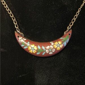 Vintage Necklace - Floral - Enamel / brass - gf chain